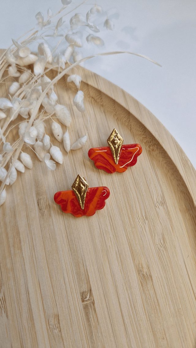 Brasier Ensoleillé - Boucles d'oreilles en pâte polymère et résine.