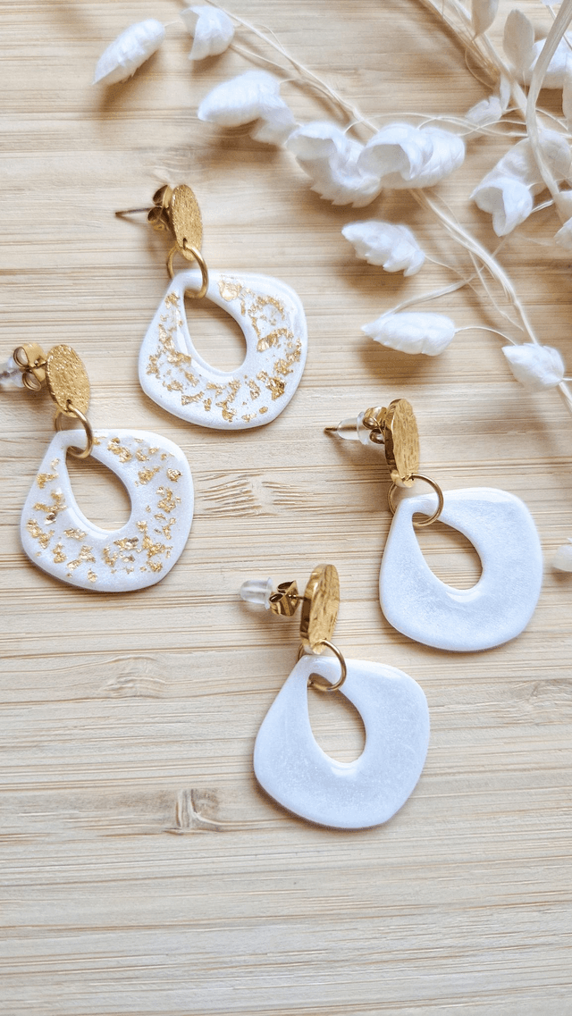 Pétillante nacré - Boucles d&#039;oreilles en pâte polymère et résine.  (1)
