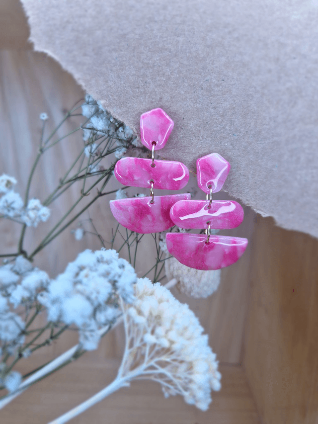 Jardin de Roses - Boucles d&#039;oreilles en pâte polymère et résine. 